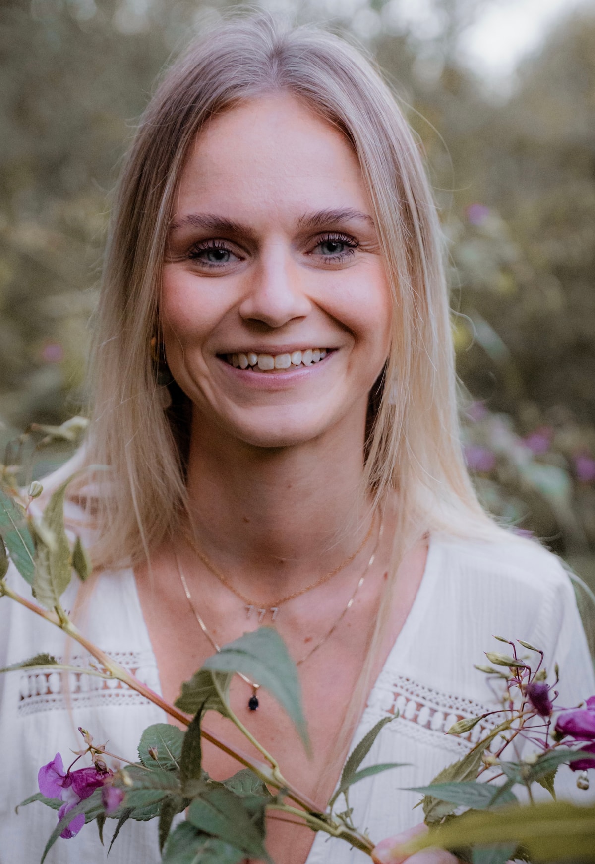 Ganzheitliche Begleiterin in natürlicher Umgebung